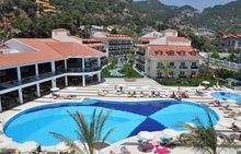 MONTEBELLO RESORT HOTEL 4* , 