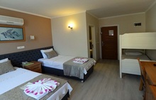 TONOZ BEACH HOTEL 3* , 