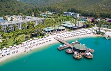 CRYSTAL GREEN BAY RESORT & SPA 5* , 